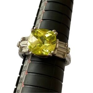 Stunning Sparkling Women’s Statement Cocktail Ring